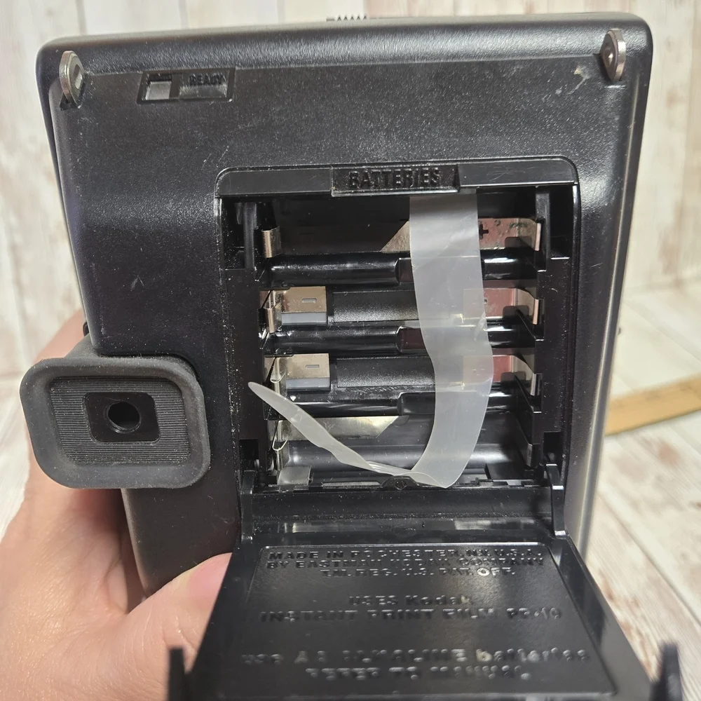 Vintage Kodak Colorburst 250 Instant Camera Electronic Flash Tested Made in USA